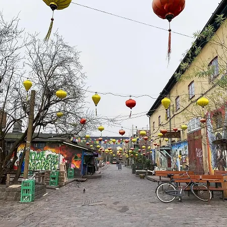 Apartamento With Exposed Ceiling Beams Copenhague