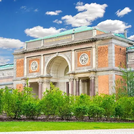 With Exposed Ceiling Beams Lejlighed *