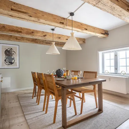 With Exposed Ceiling Beams Апартаменты Копенгаген