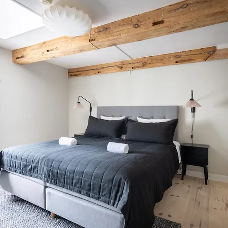 With Exposed Ceiling Beams København