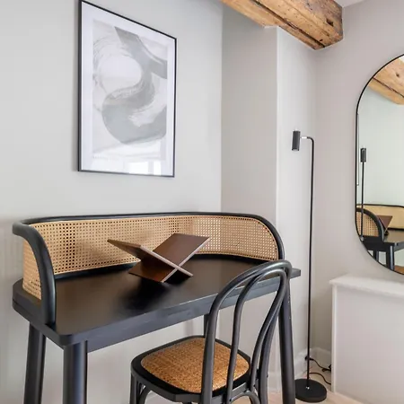 With Exposed Ceiling Beams *