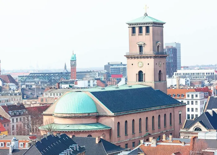 With Exposed Ceiling Beams Apartman