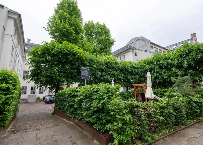 With Exposed Ceiling Beams * Copenhaga