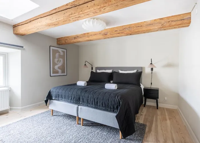 With Exposed Ceiling Beams